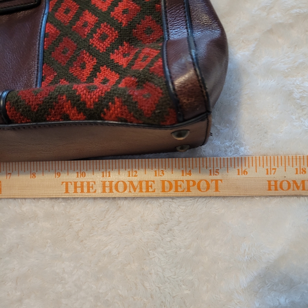 Vintage Fossil Reissue Tapestry Kilimanjaro Leather Hand Bag Turn-Lock Red Brown - Picture 15 of 16